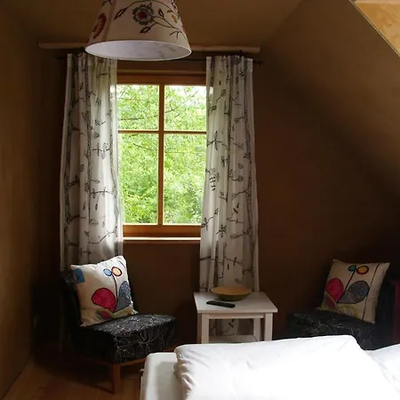 Idyll Am Kleinen Fliess アパート ブルク