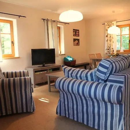 Idyll Am Kleinen Fliess アパート